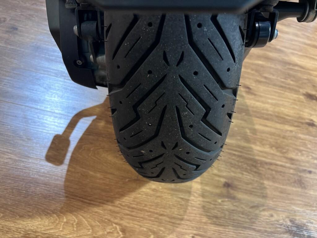 C 400 X