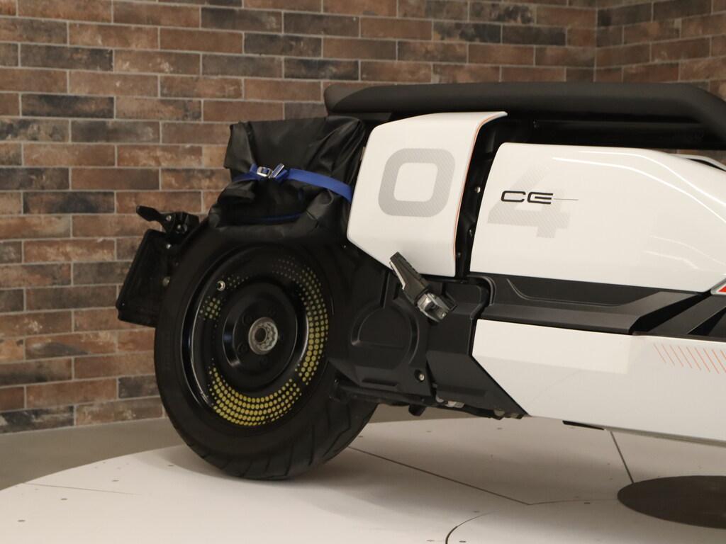 CE 04