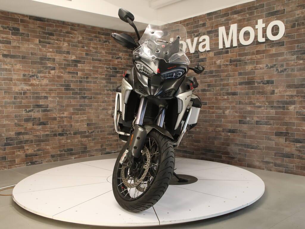 MULTISTRADA V4