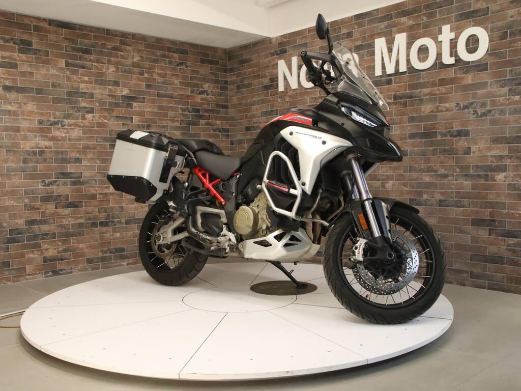 MULTISTRADA V4