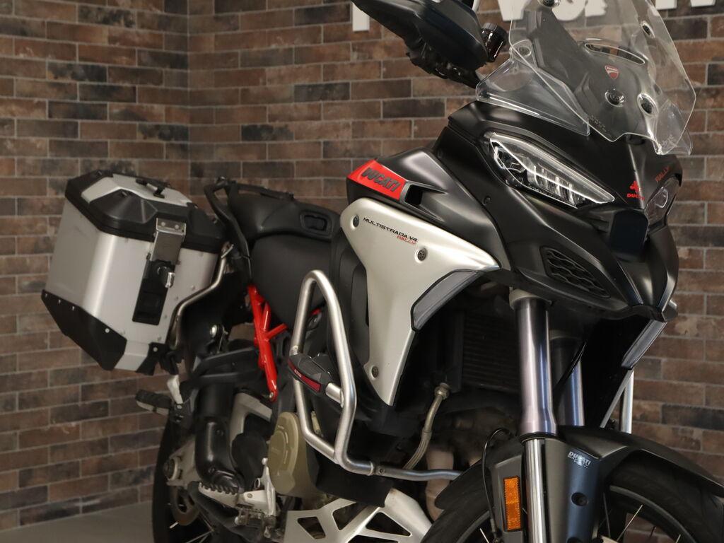 MULTISTRADA V4