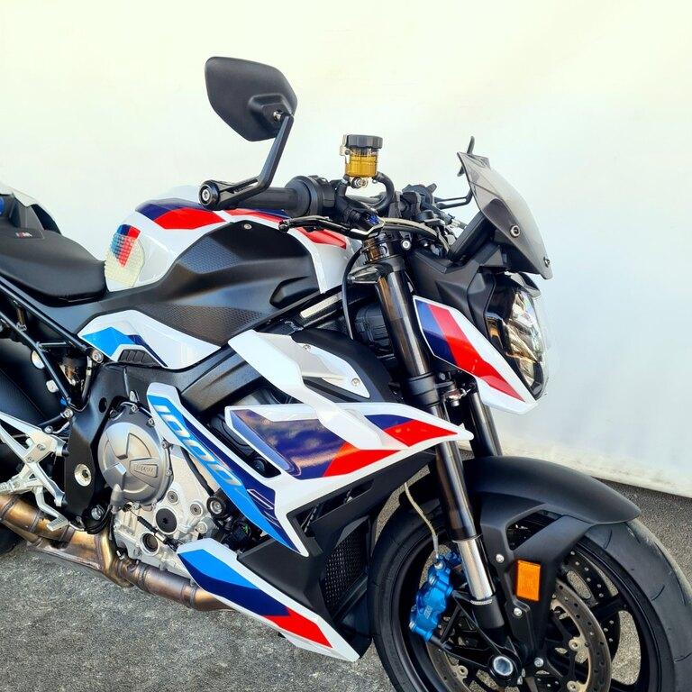 M 1000 R