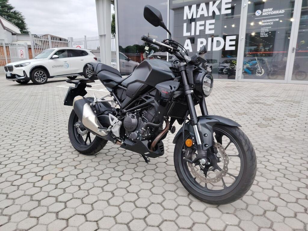CB 300 R