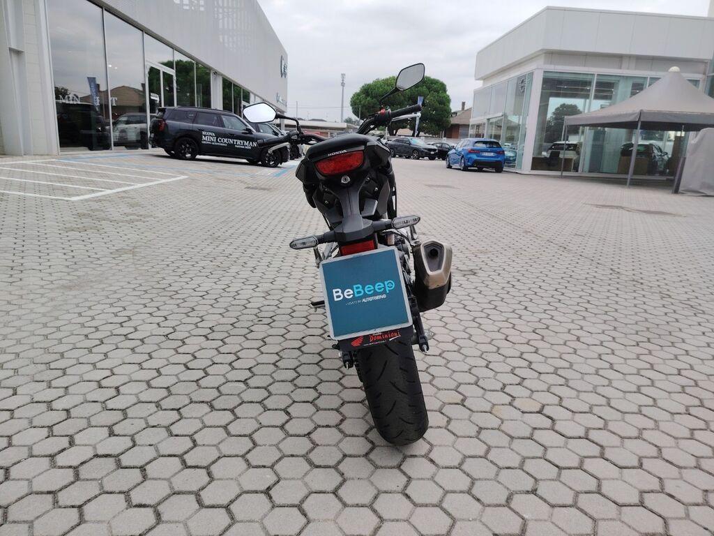 CB 300 R