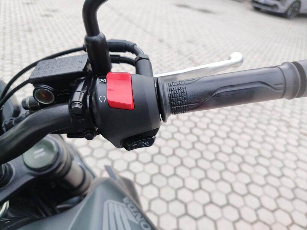 CB 300 R