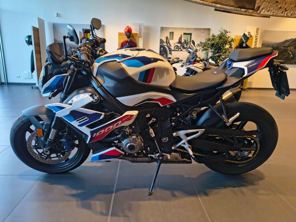 M 1000 R