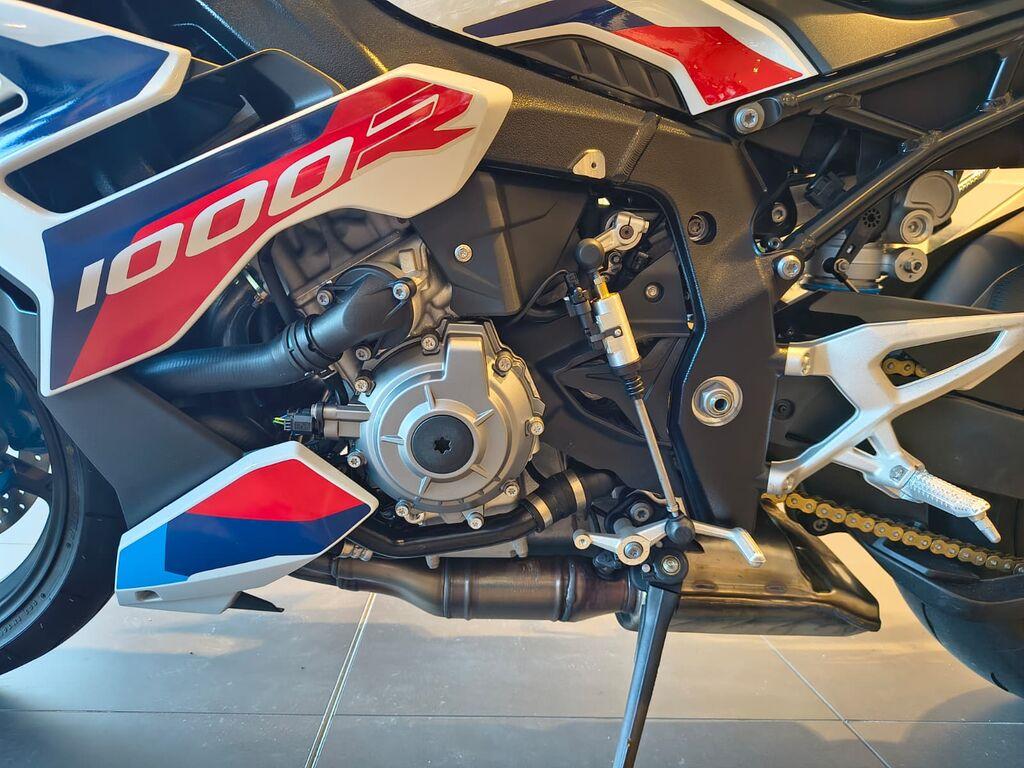 M 1000 R