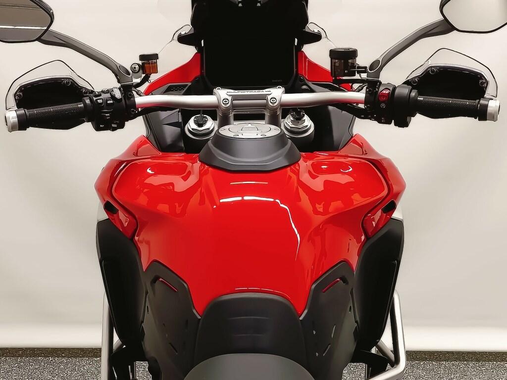MULTISTRADA V4
