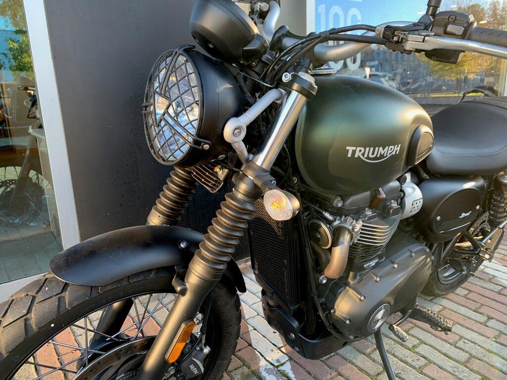 STREET SCRAMBLER 900