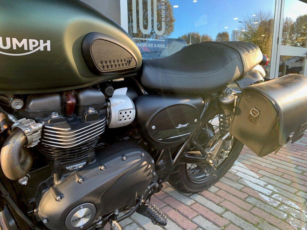 STREET SCRAMBLER 900