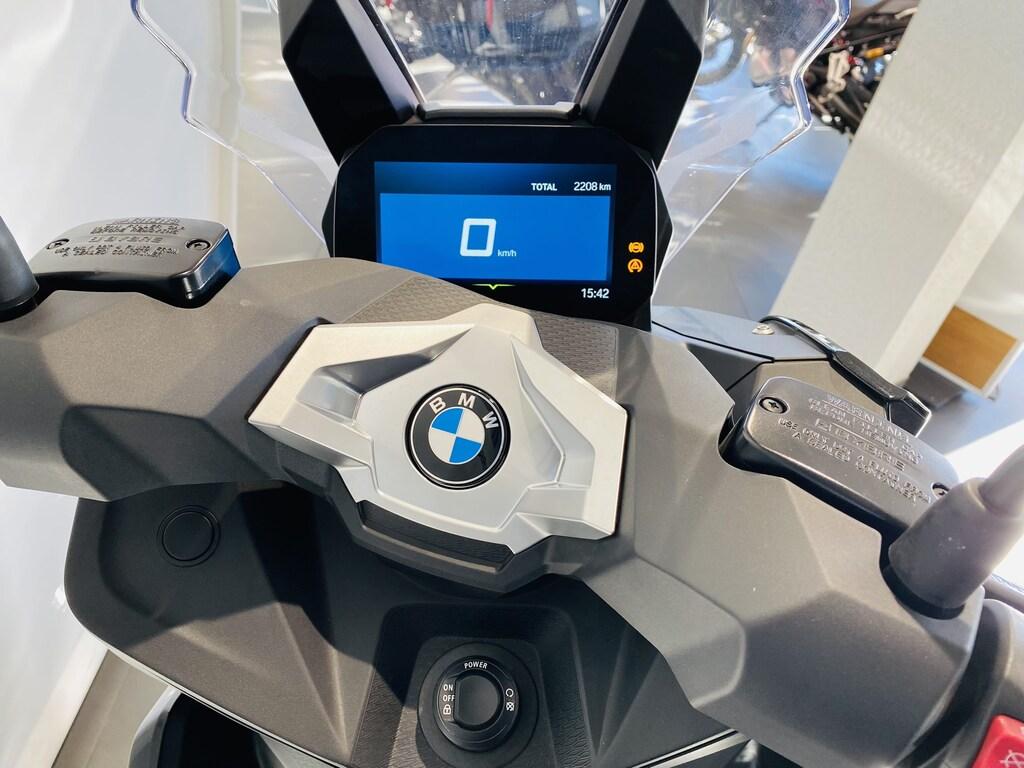 C 400 X