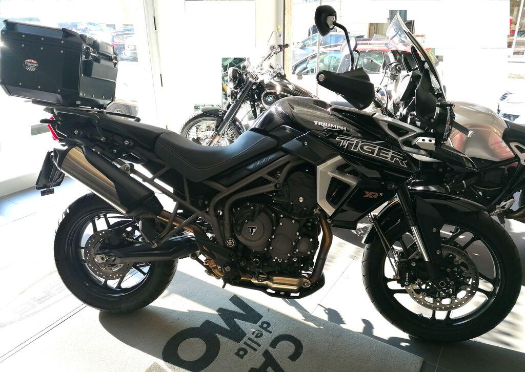TIGER 800
