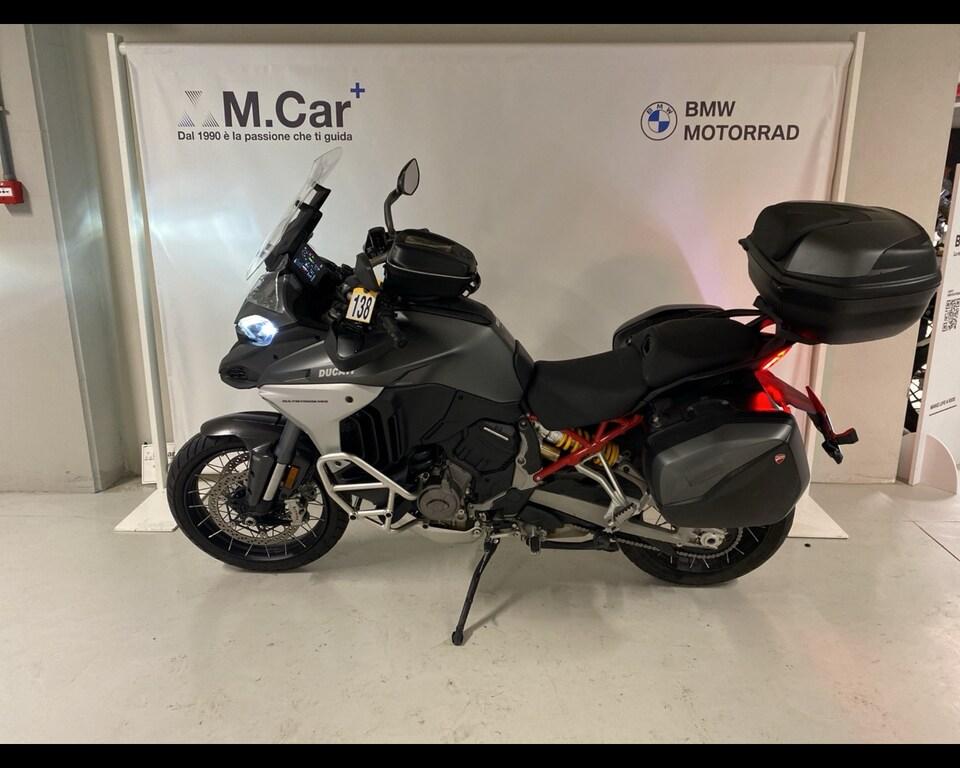 MULTISTRADA V4