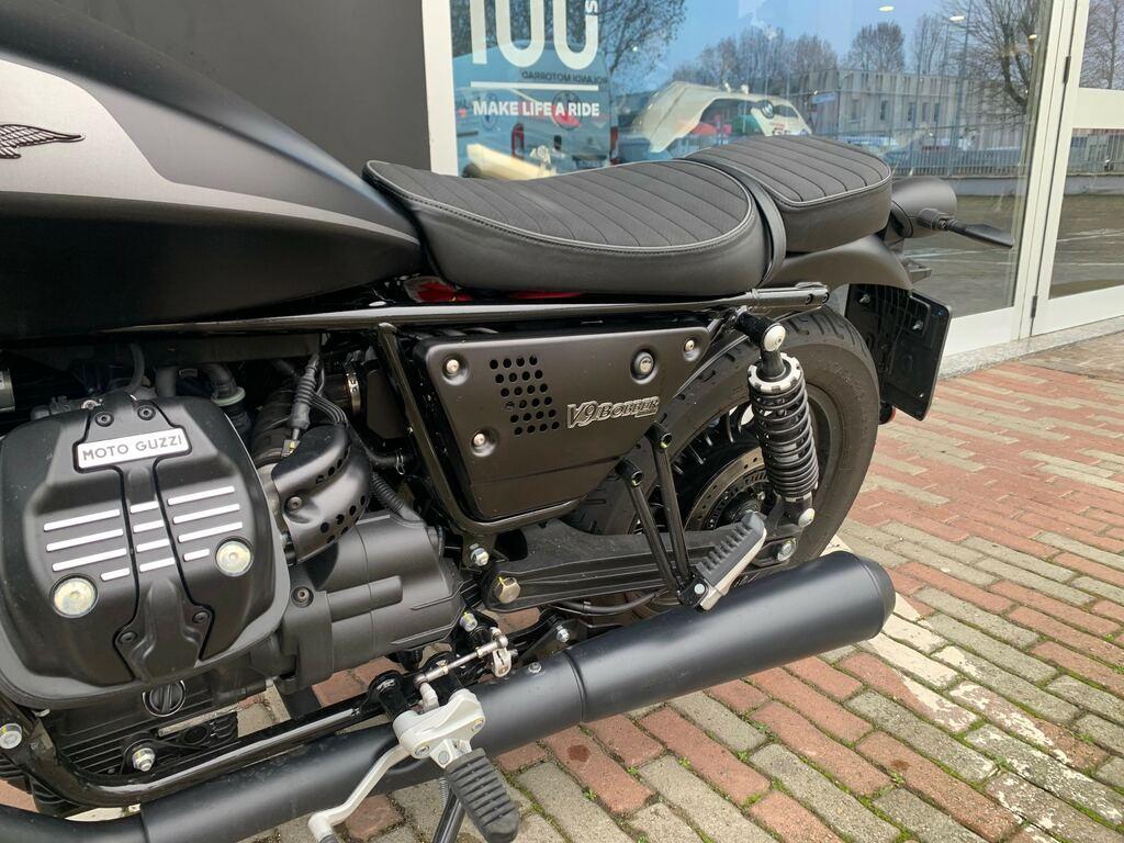 V9 850
