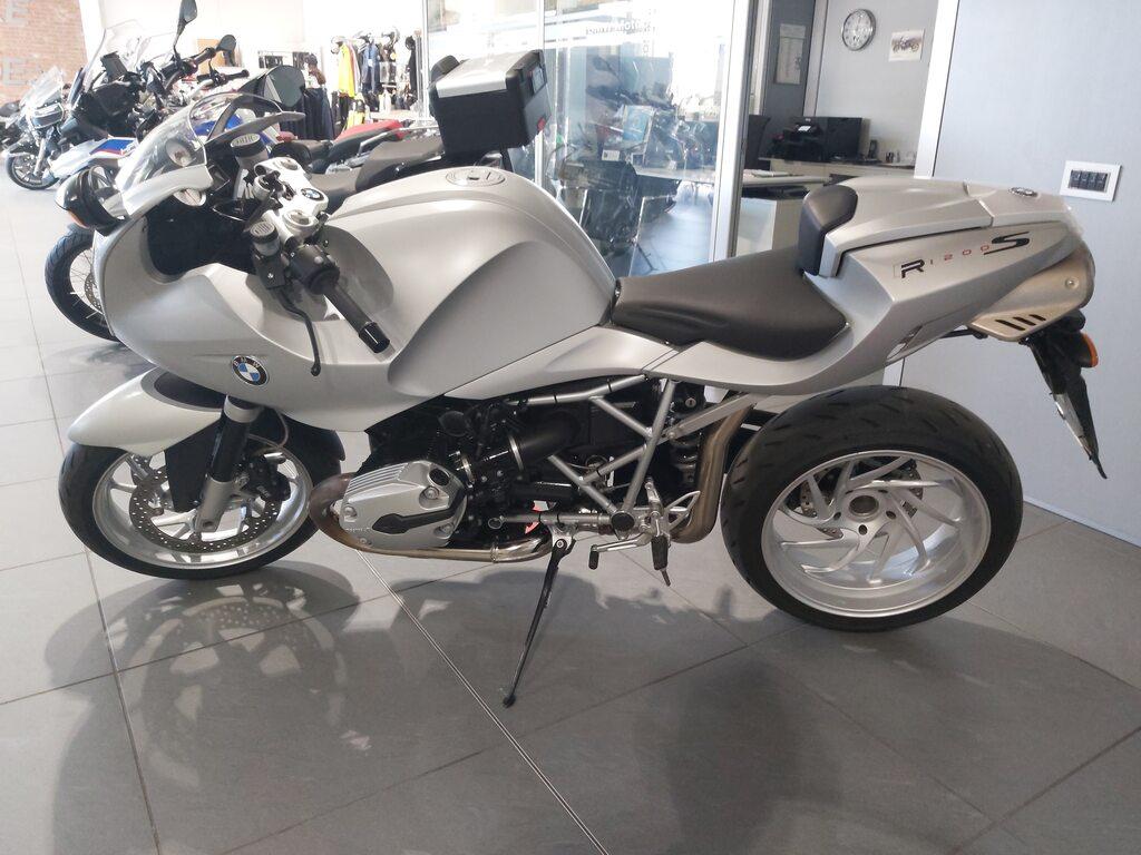 R 1200 S