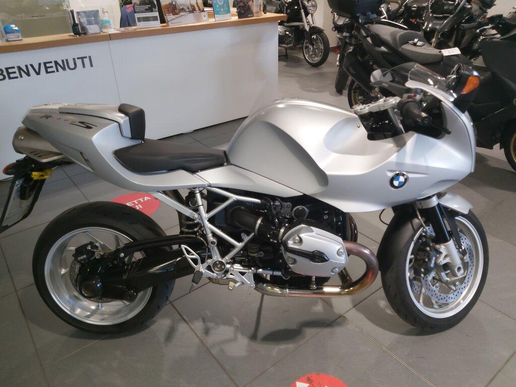 R 1200 S