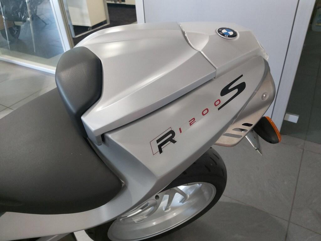 R 1200 S