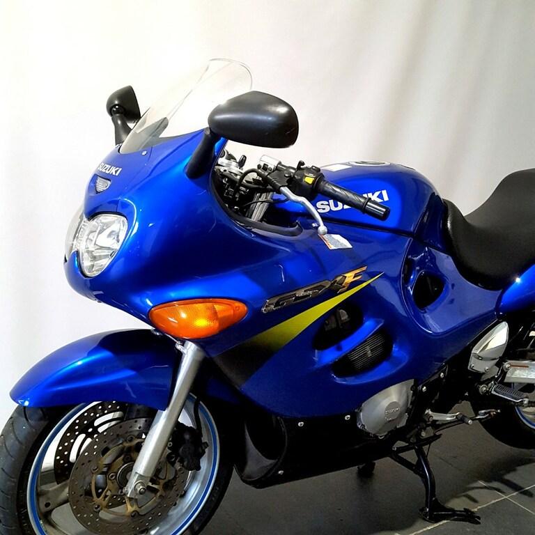 GSX 600 F