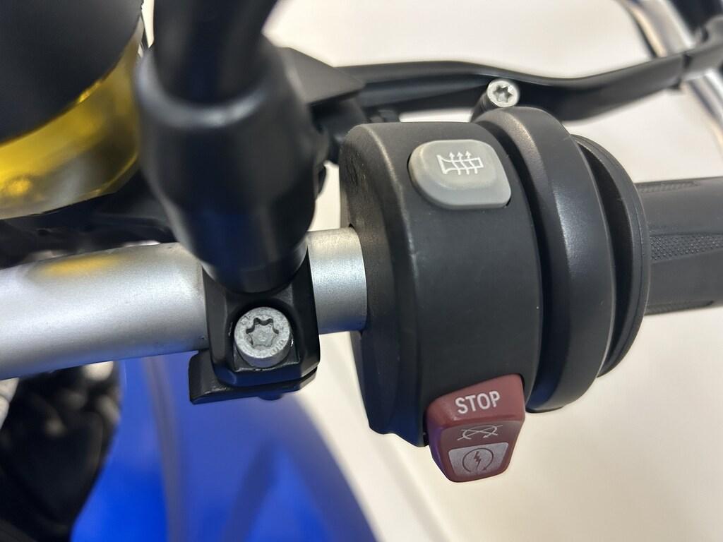 F 700 GS