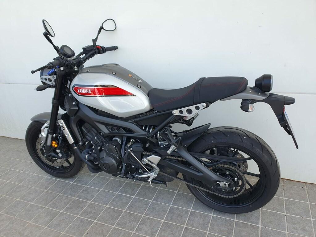XSR 900