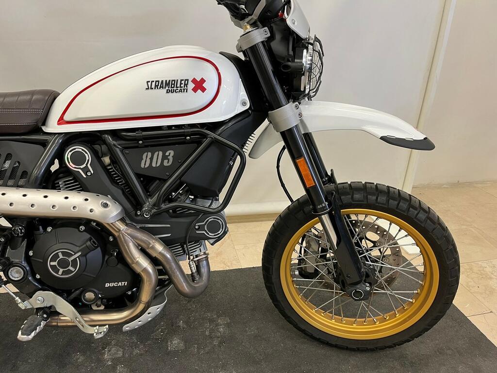 SCRAMBLER 800
