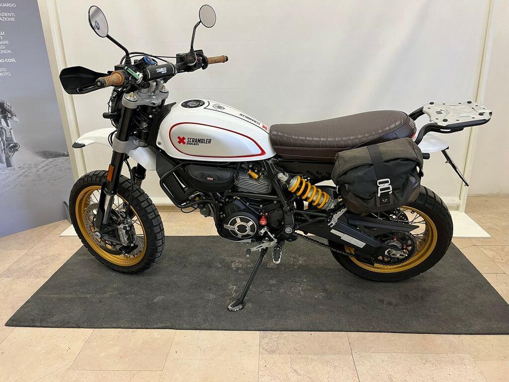 SCRAMBLER 800