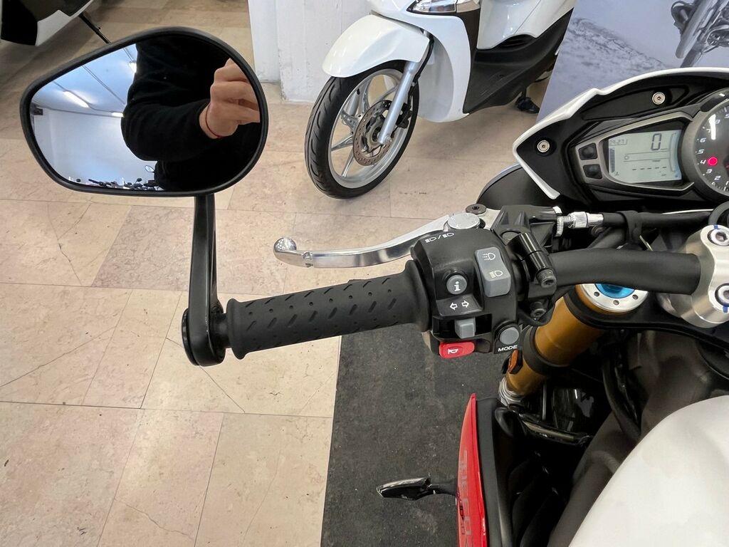 SPEED TRIPLE R 1050