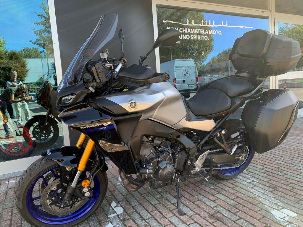 TRACER 900