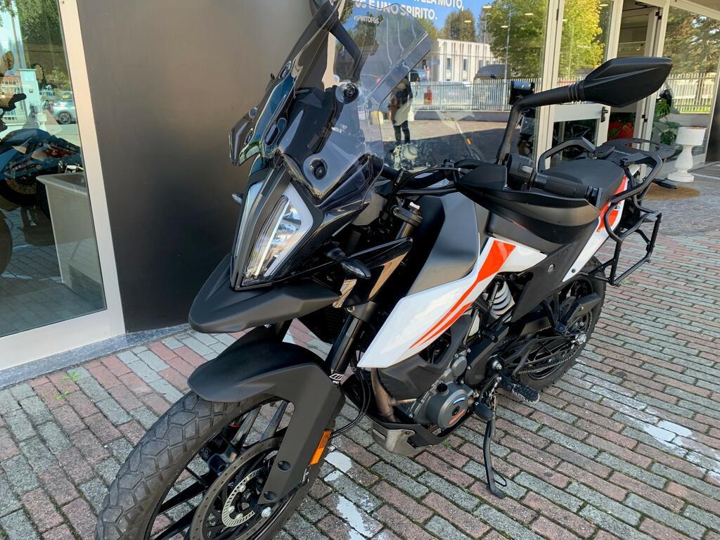 390 ADVENTURE