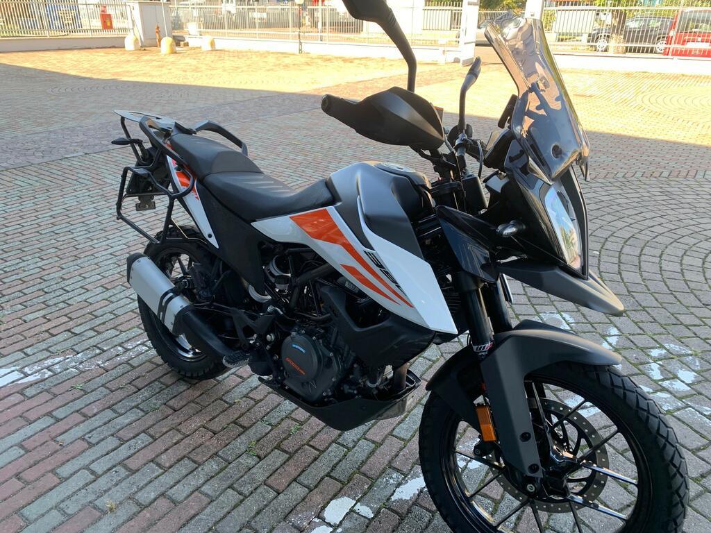 390 ADVENTURE