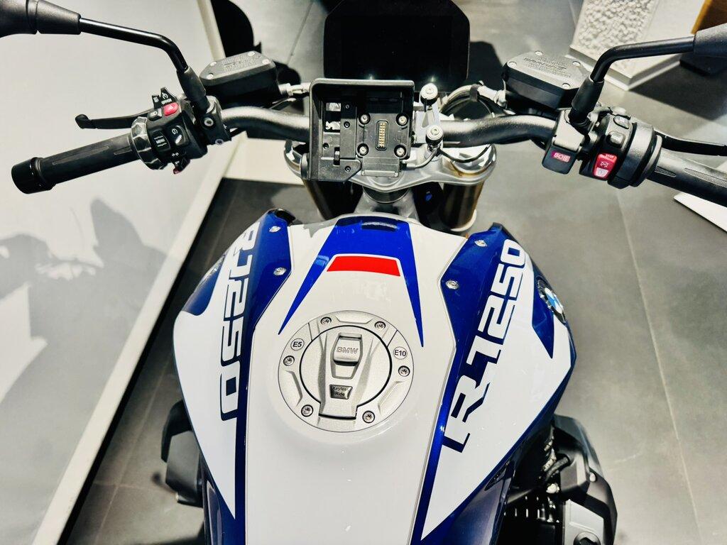 R 1250 R