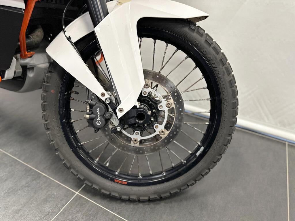990 ADVENTURE