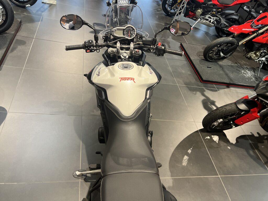 TIGER 800