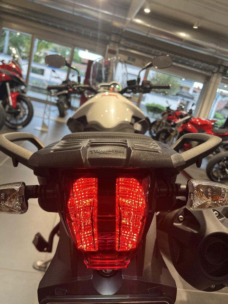 TIGER 800
