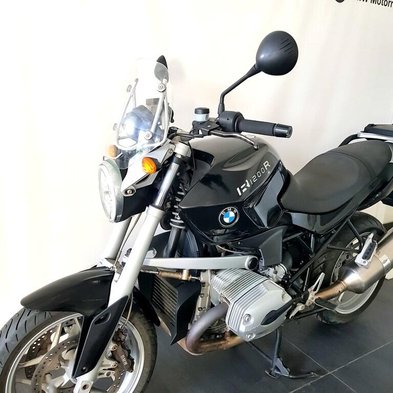R 1200 R