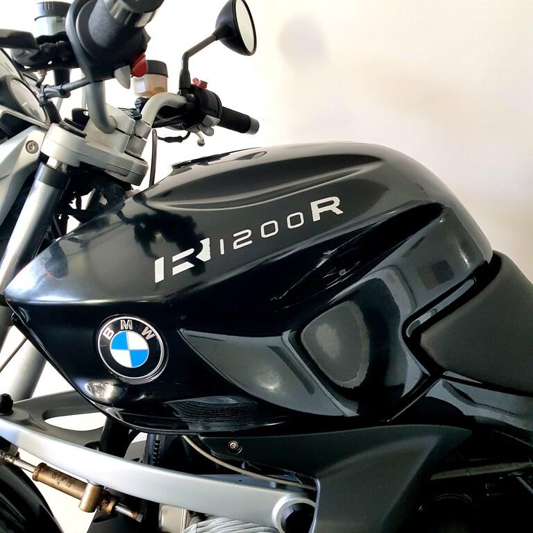 R 1200 R