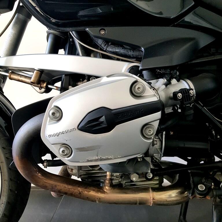 R 1200 R