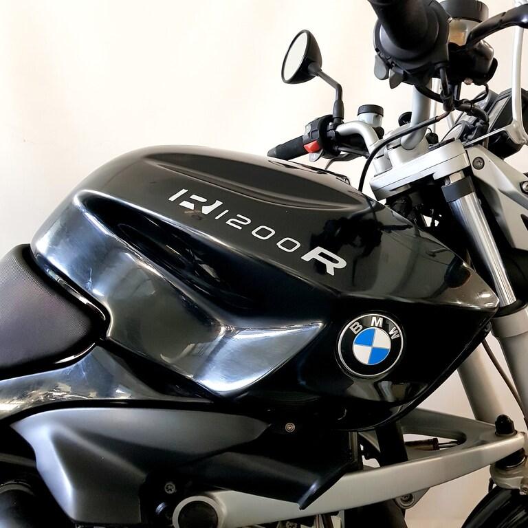 R 1200 R
