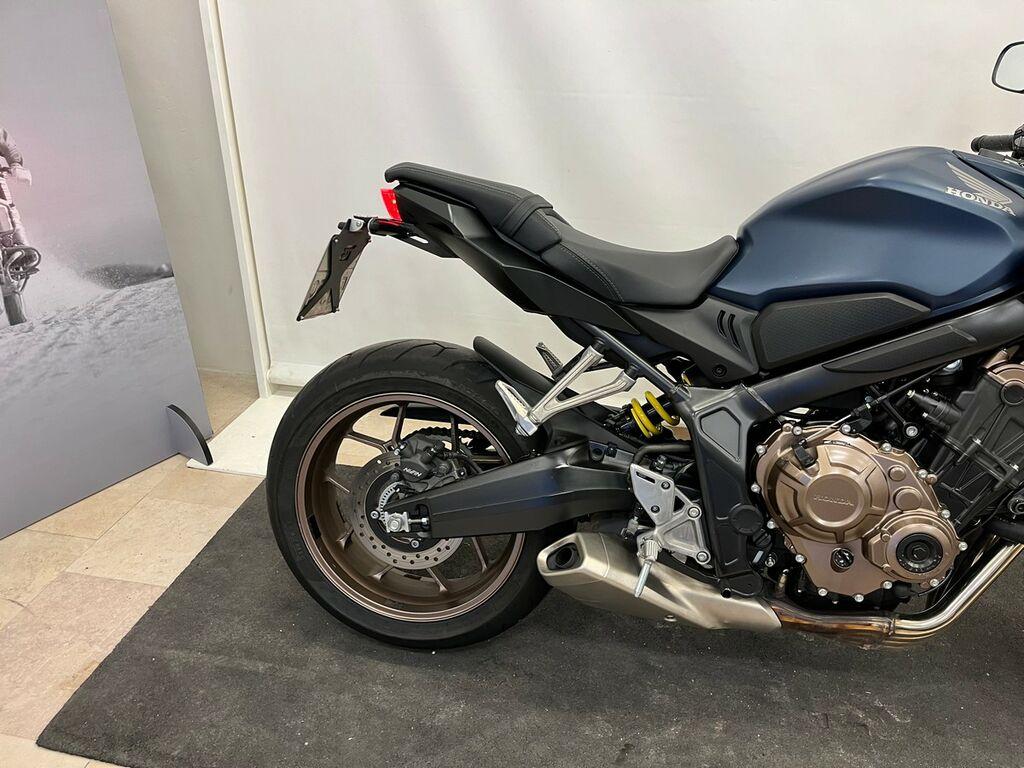 CB 650 R