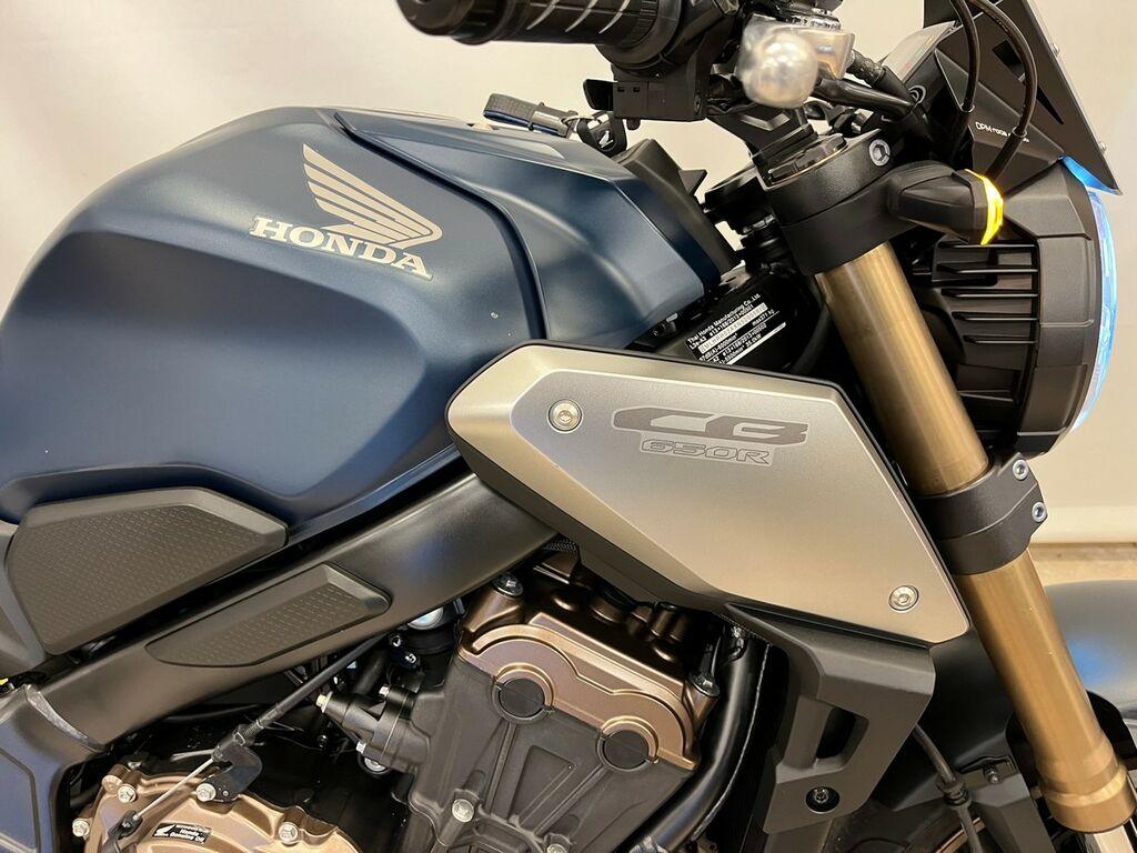 CB 650 R