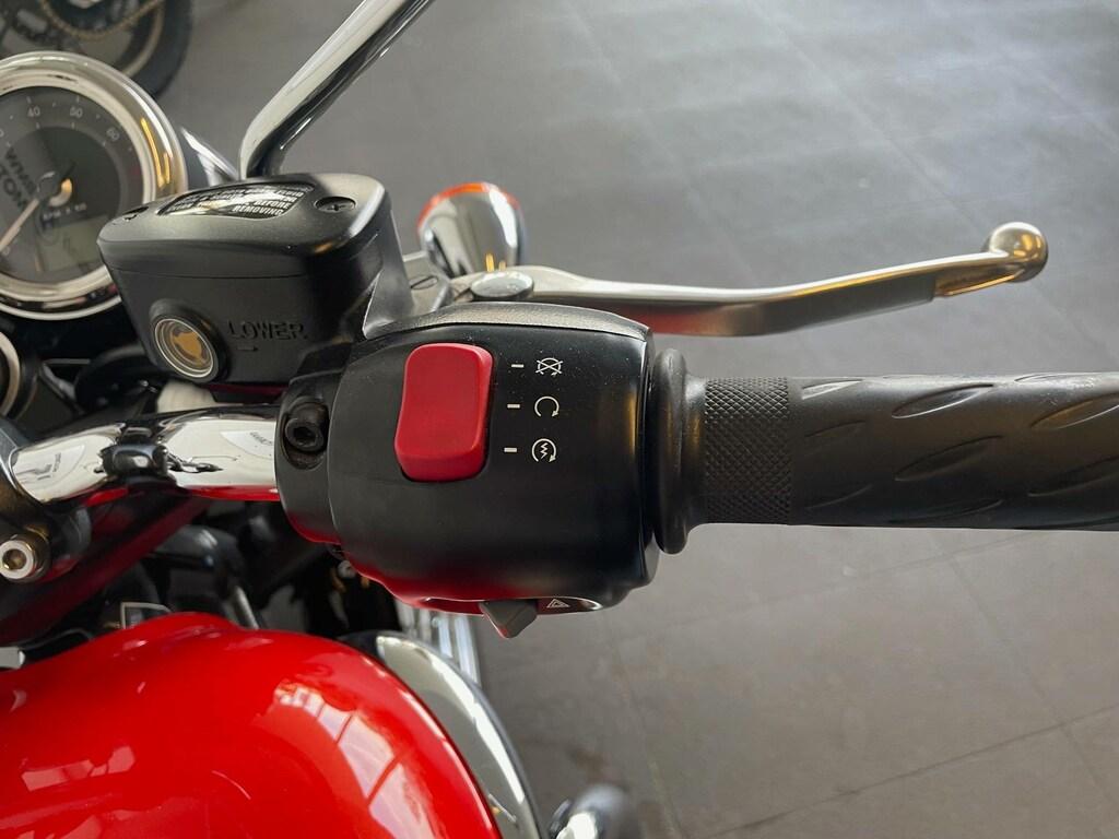 BONNEVILLE 900 T100