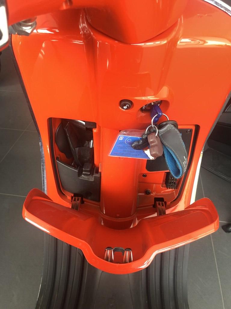VESPA PRIMAVERA 150