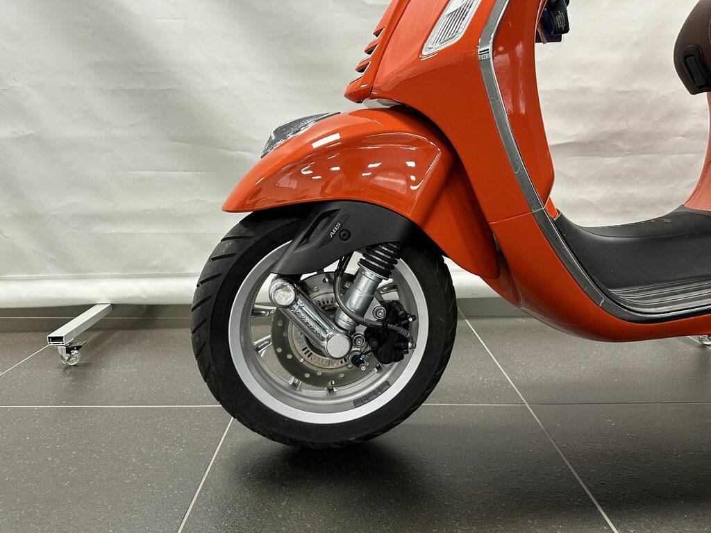 VESPA PRIMAVERA 150