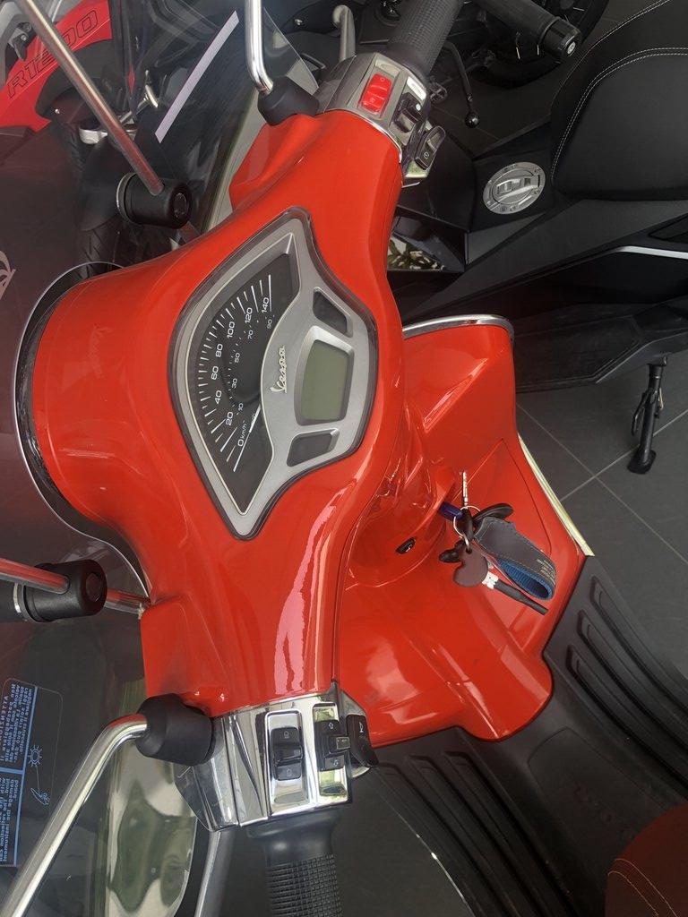 VESPA PRIMAVERA 150
