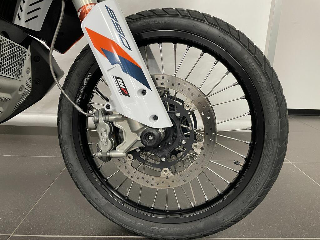 890 ADVENTURE