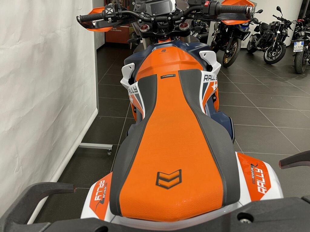 890 ADVENTURE