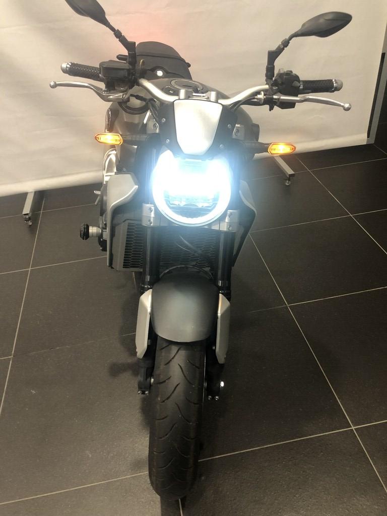 CB 1000 R