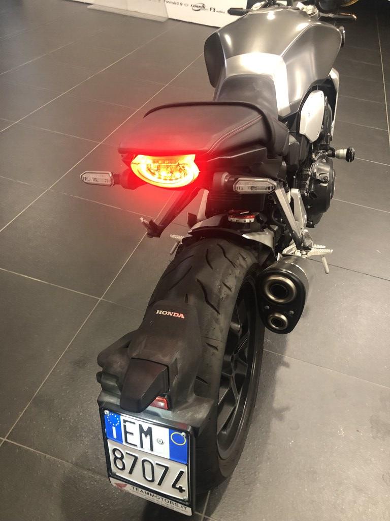 CB 1000 R