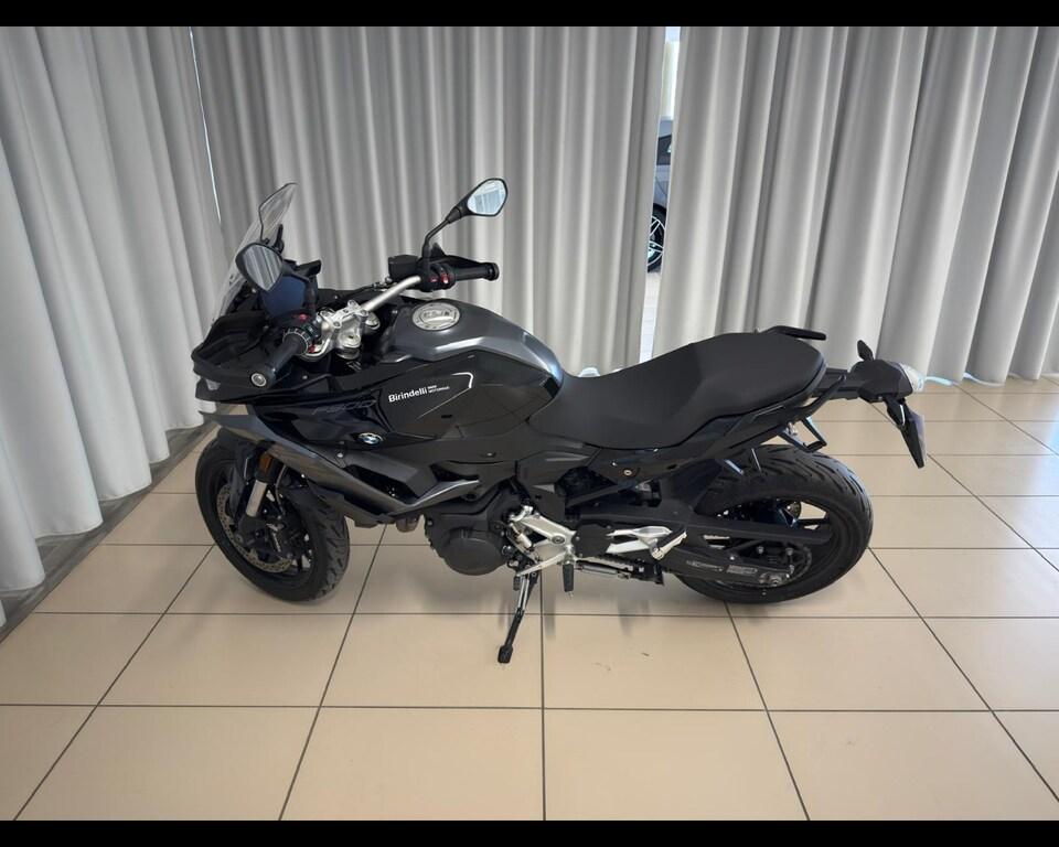 F 900 XR