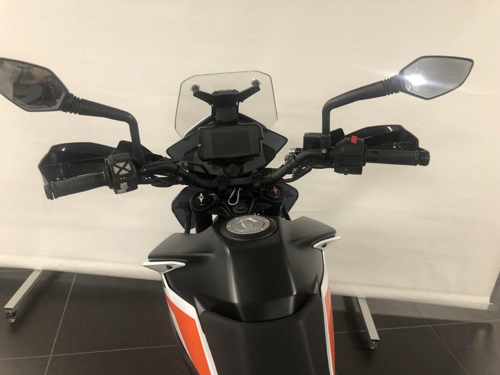 390 ADVENTURE